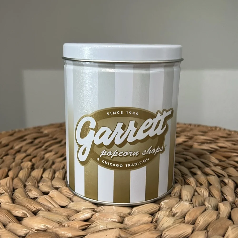 Beautiful Tin Box from Famous Chicago Pop Corn